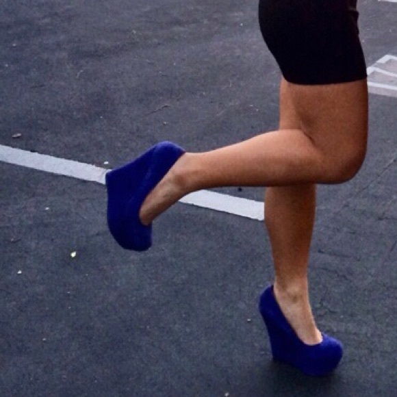 Steve Madden Pammy 5in Wedges Blue (size 7) - Picture 5 of 5